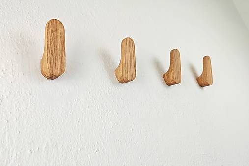 Nástenný vešiak LUX drevo dub