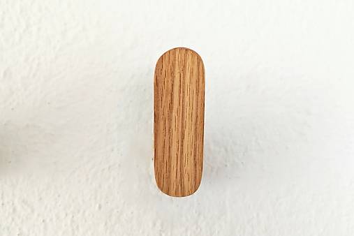 Nástenný vešiak LUX drevo dub