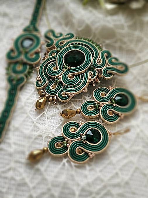 Náhrdelníky - Saskia- šujtášový náhrdelník - 17542045_