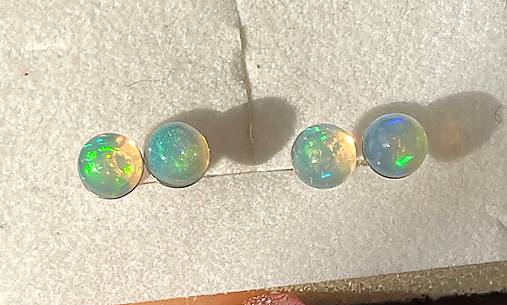 Rainbow Welo Opal AG925 Earrings / Strieborné náušnice s opálmi welo E013