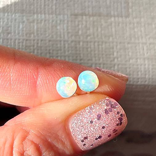 Rainbow Welo Opal AG925 Earrings / Strieborné náušnice s opálmi welo E013