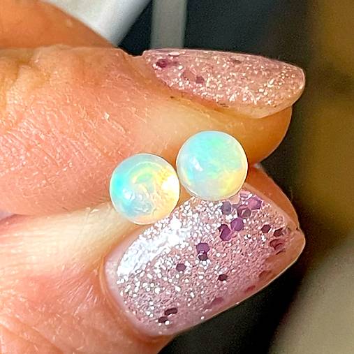 Rainbow Welo Opal AG925 Earrings / Strieborné náušnice s opálmi welo E013