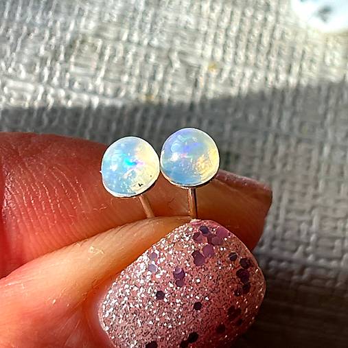 Rainbow Welo Opal AG925 Earrings / Strieborné náušnice s opálmi welo E013