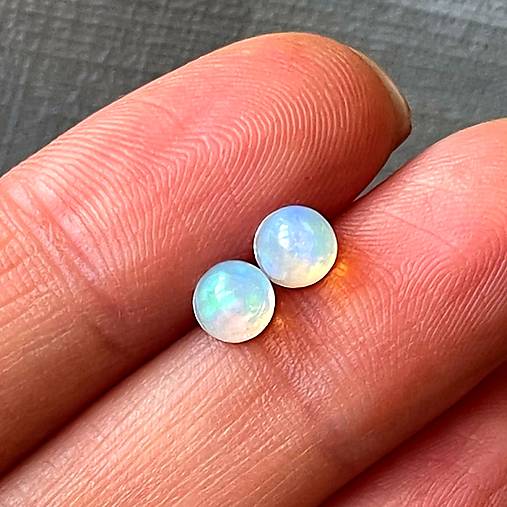 Rainbow Welo Opal AG925 Earrings / Strieborné náušnice s opálmi welo E013