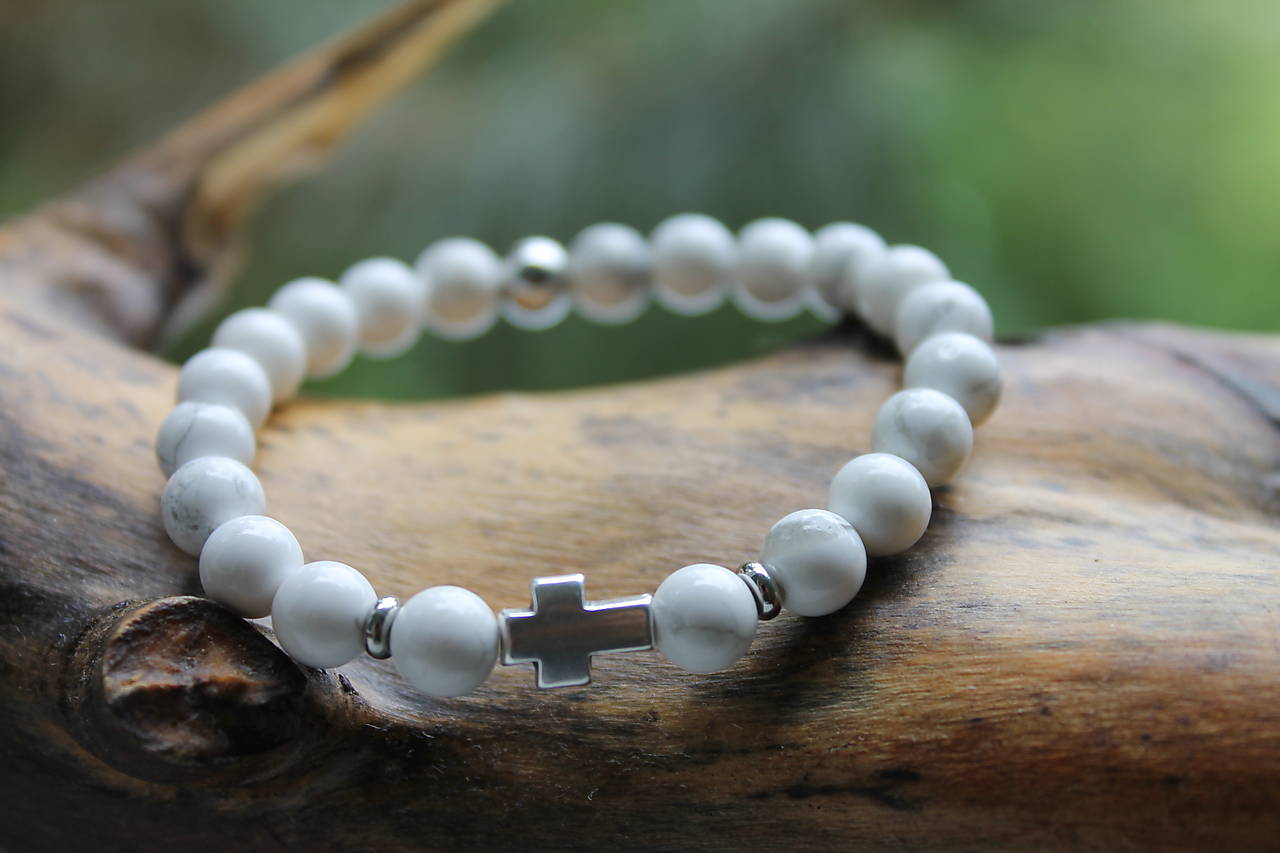  LUX krížik white v darčekovej krabičke