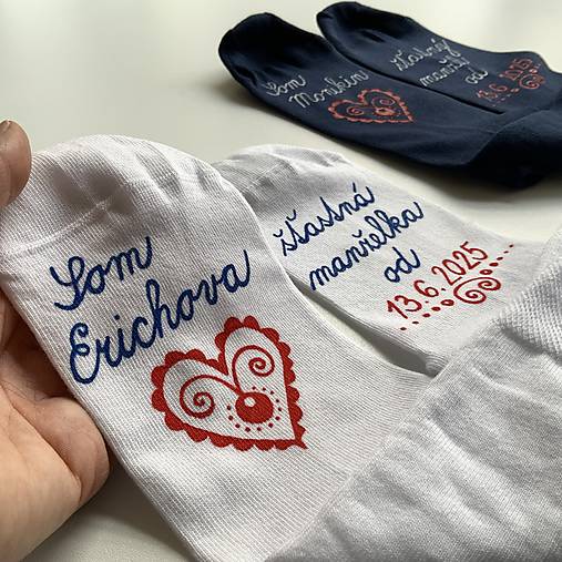Sada maľovaných ponožiek ako svadobný dar / dar k výročiu svadby