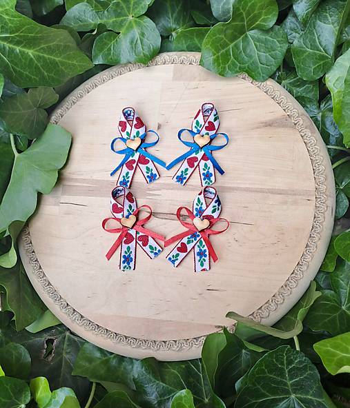 Svadobné pierka - folklórne pierka pre dámy a pre pánov srdiečkové - 17553337_