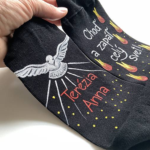 Maľované ponožky k sviatosti birmovania