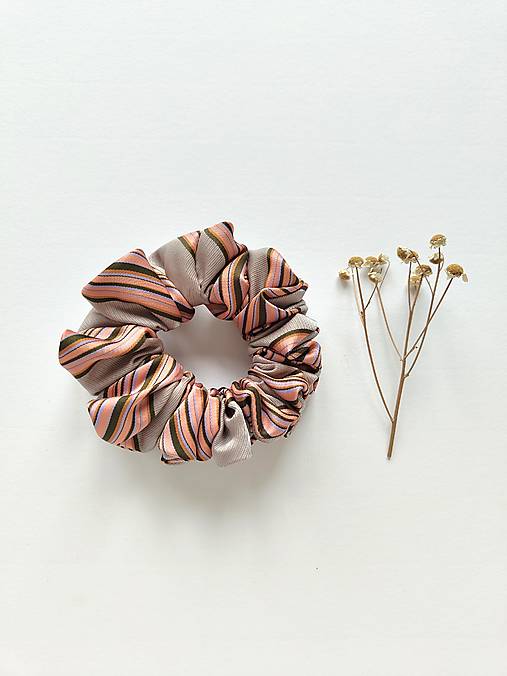Basic MAXI scrunchie (Pestrofarebná)