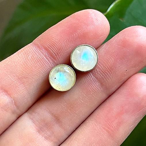 ZĽAVA 20% Moonstone Silver Ag925 Stud Earrings / Strieborné náušnice s mesačným kameňom E055