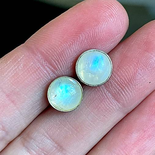 ZĽAVA 20% Moonstone Silver Ag925 Stud Earrings / Strieborné náušnice s mesačným kameňom E055