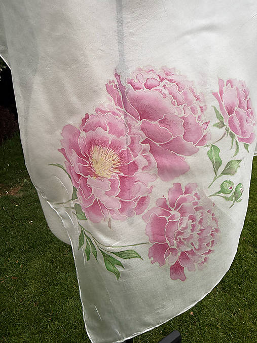 Maľovaná hodvábna šatka Soft Peony