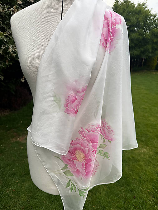 Maľovaná hodvábna šatka Soft Peony