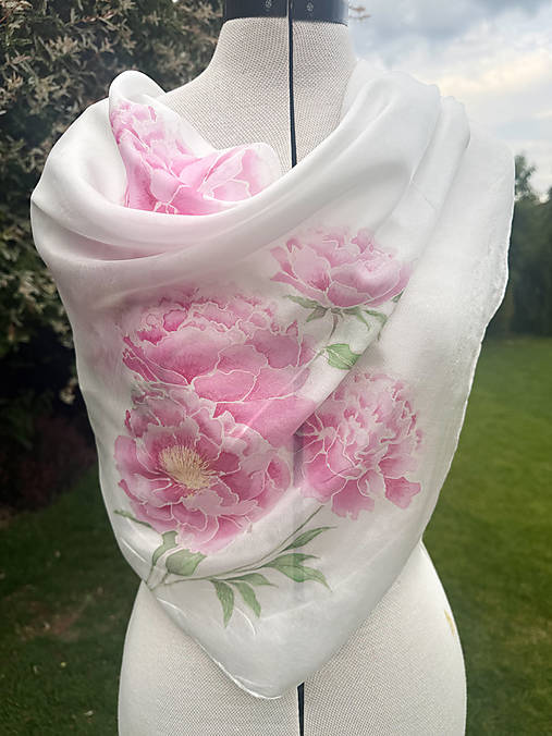 Maľovaná hodvábna šatka Soft Peony