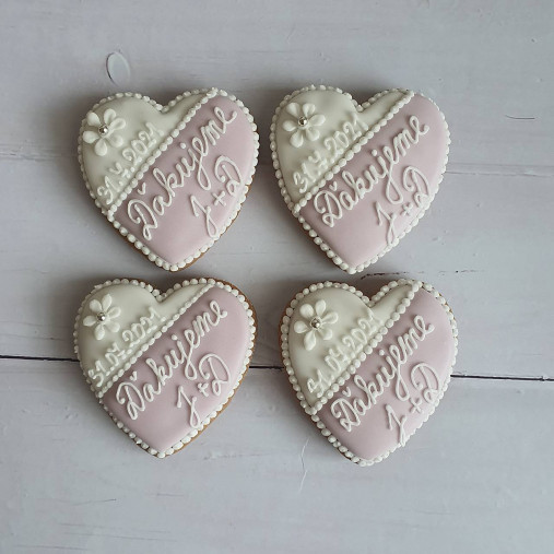 Dekorácie - Svadobné perníky - srdcia 7,5 cm  - 17566926_