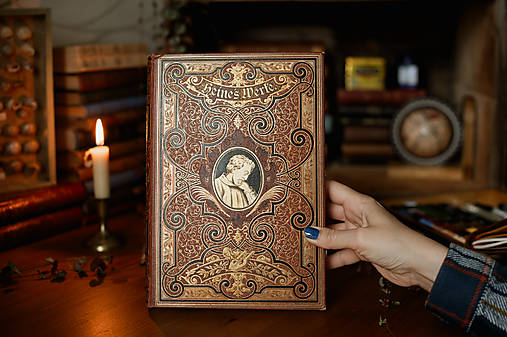 Papiernictvo - Heine červený - upcyklovaný akvarelový skicár - 17567293_