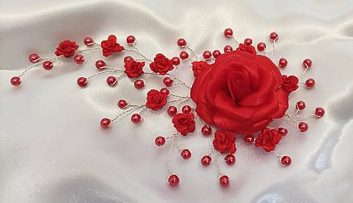 Ozdoby do vlasov - Ružička obklopená gypsomilkami  (Červená) - 17569528_