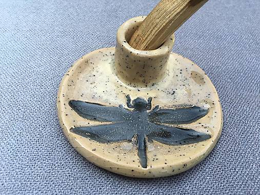 Dekorácie - Keramický stojan na drevo Palo Santo (Priehľadná) - 17569220_