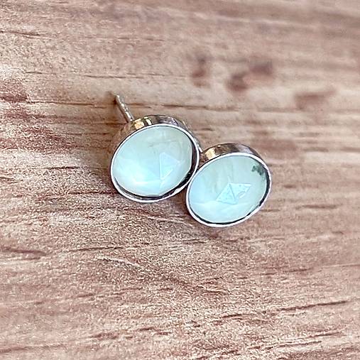 ZĽAVA 20% Faceted Prehnite Ag925 Stud Earrings / Náušnice s prehnitom AG925 E055