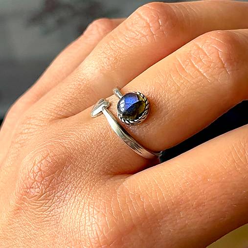 Heart Natural Labradorite Ag925 Ring / Strieborný prsteň s labradoritom E001