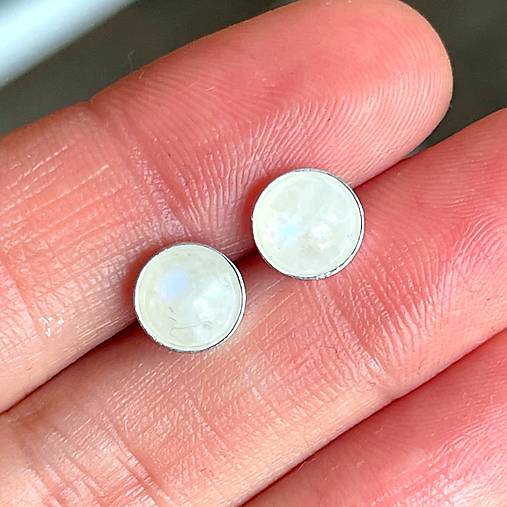 SUPER CENA Moonstone Silver Ag925 Stud Earrings / Strieborné náušnice s mesačným kameňom E055