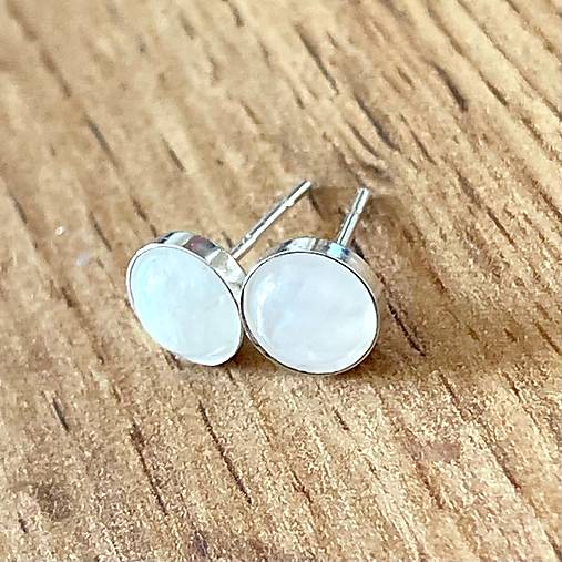 SUPER CENA Moonstone Silver Ag925 Stud Earrings / Strieborné náušnice s mesačným kameňom E055