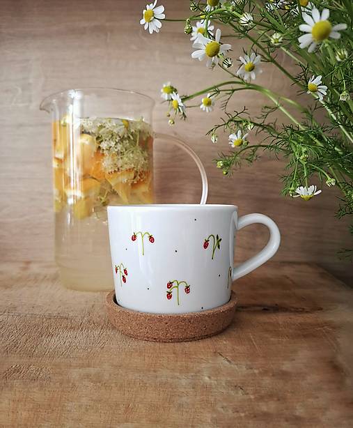 Nádoby - Porcelánový hrnček Lesné jahody - 17574410_