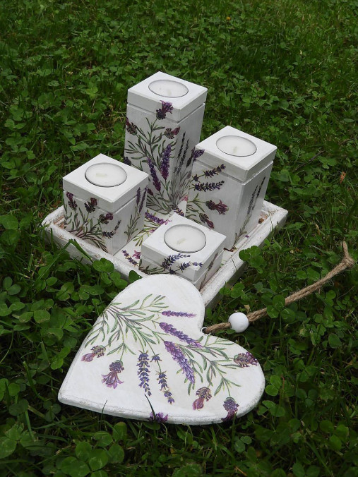 Svietidlá - Sada levandulových svietnikov + srdíčko - 17574222_