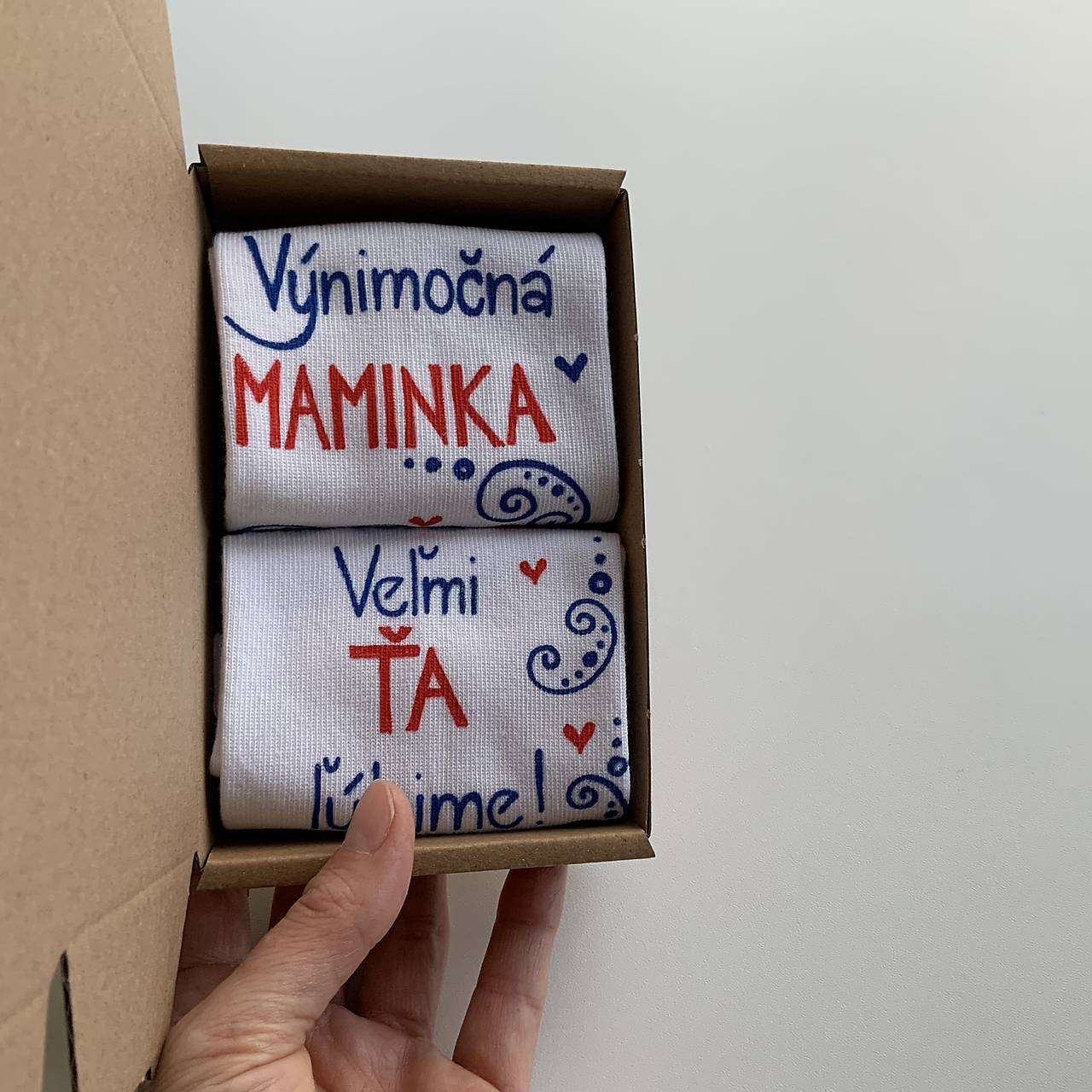 Maľované  ponožky pre výnimočnú MAMU (Biele)