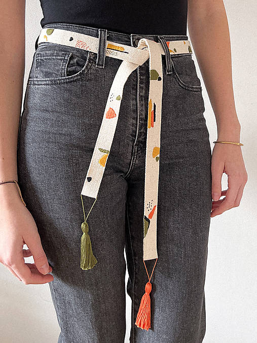 Opasky - Ručne vyšívaný opasok Tvary - 17579823_