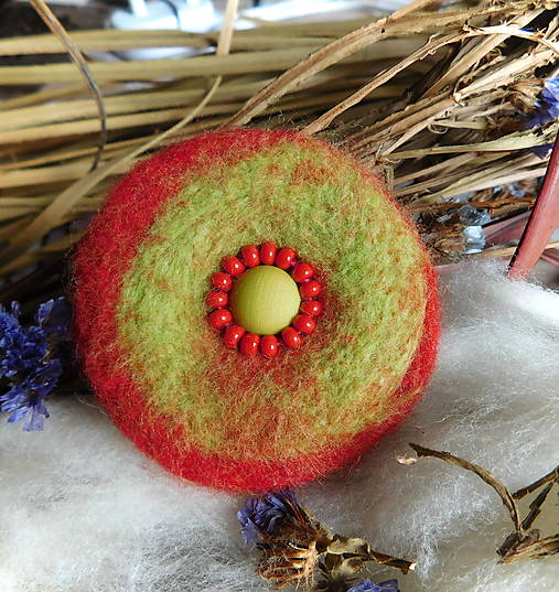 Brošne - plstená brošňa kvietok malinový  - 17581125_