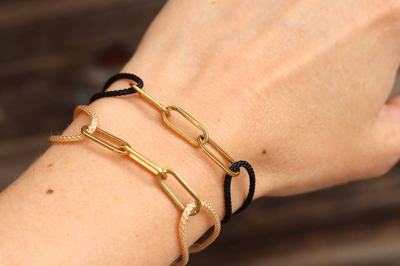 Šnúrkový náramok - reťaz