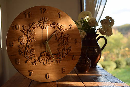 Hodiny - Drevené hodiny s folklórnym motívom - 17580659_