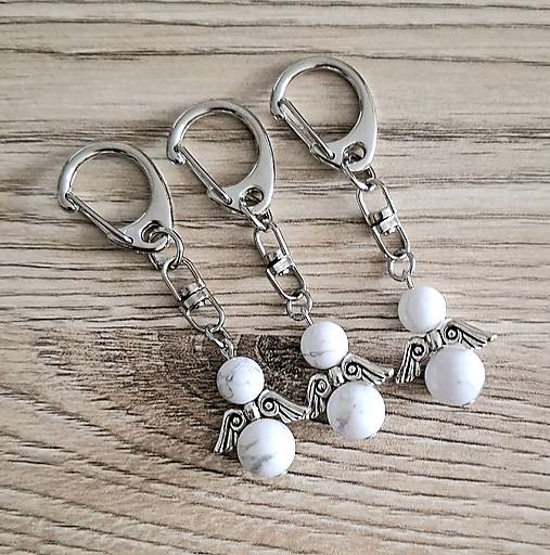 Kľúčenky - Minerálový anjelik (Howlit) - 17583467_