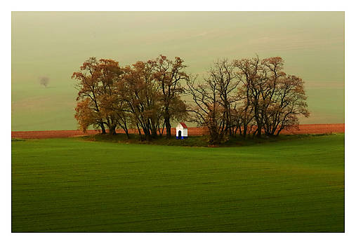 Fotografie - Strážovická kaplička III - 17584053_