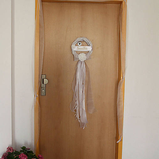 Svadobný veniec na dvere