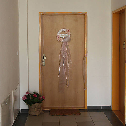 Svadobný veniec s mašlou