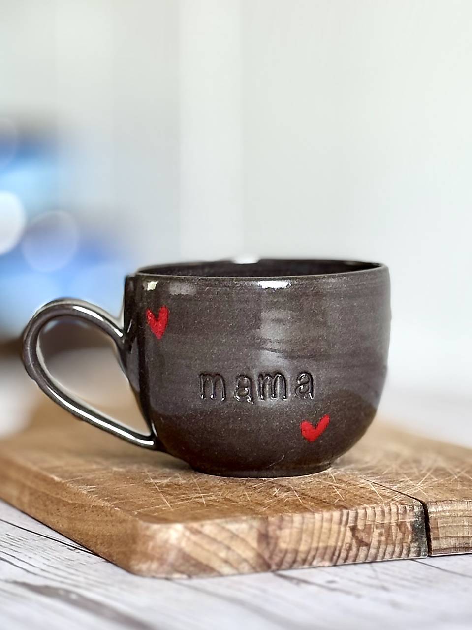 Šálka MAMA Love na tmavej hline
