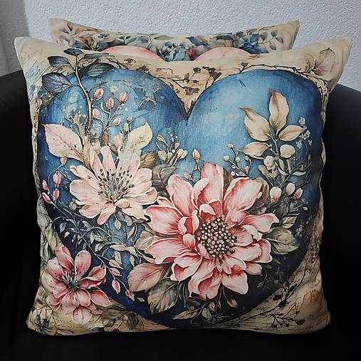 Úžitkový textil - Obliečka na vankúš,,kvetinové srdce" - 17589949_