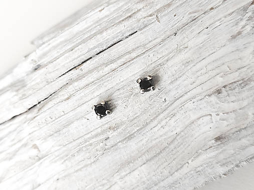 Náušnice - 925/1000 Strieborné náušnice s prírodným čierným diamantom - 17591209_