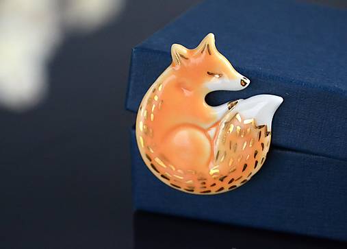 Brošne - Líška ryšavá - porcelánová brošňa - 17590987_