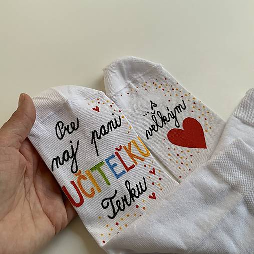 Maľované ponožky pre PANI UČITEĽKU s veľkým ❤️ (+ meno pani učiteľky)
