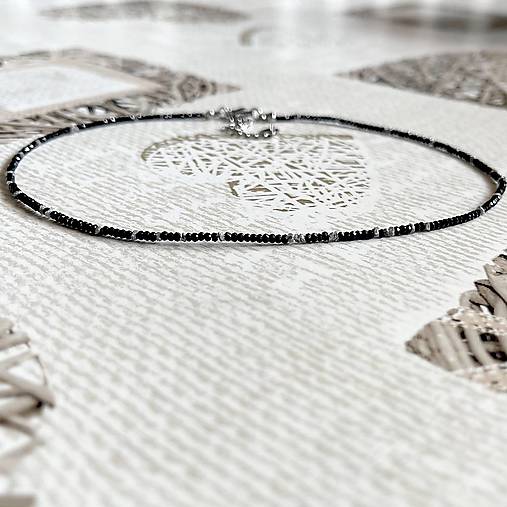 Luxury Diamond and Spinel Stainless Steel Necklace / Náhrdelník diamanty a spinel, oceľ, E008