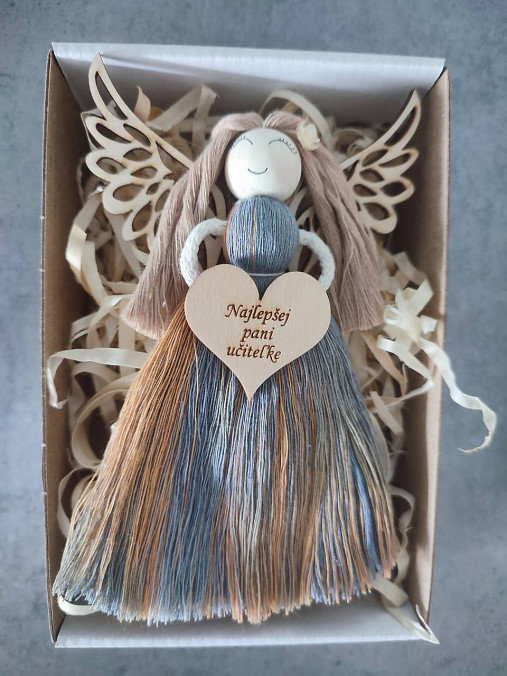 Dekorácie - Anjelik pre pani učiteľku - 17595209_