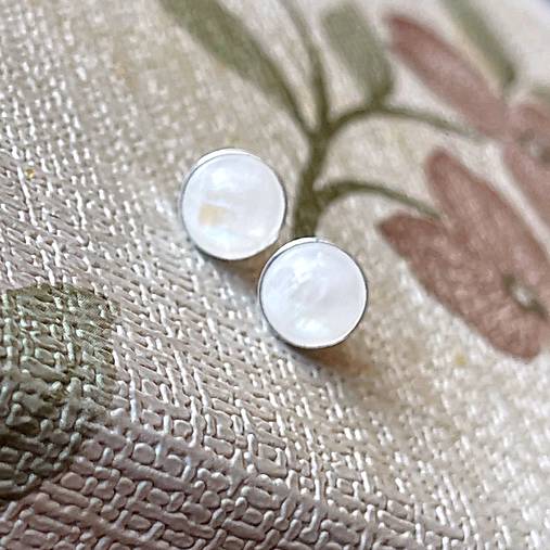 SUPER CENA Moonstone Silver Ag925 Stud Earrings / Strieborné náušnice s mesačným kameňom E055