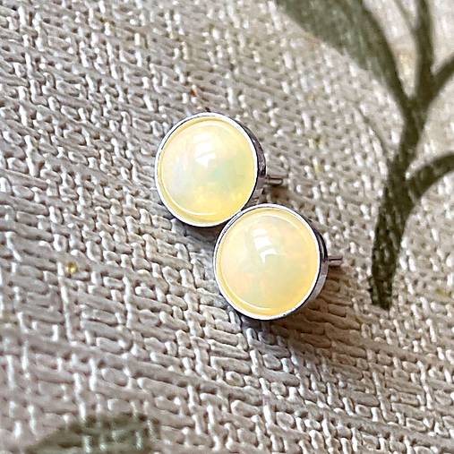 SUPER CENA Ethiopian Welo Opal Ag925 Stud Earrings / Strieborné náušnice s etiópskymi opálmi E055
