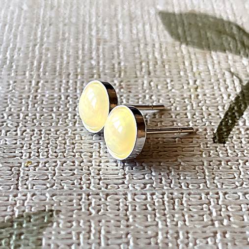 SUPER CENA Ethiopian Welo Opal Ag925 Stud Earrings / Strieborné náušnice s etiópskymi opálmi E055
