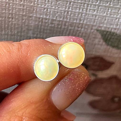 SUPER CENA Ethiopian Welo Opal Ag925 Stud Earrings / Strieborné náušnice s etiópskymi opálmi E055