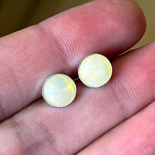 SUPER CENA Ethiopian Welo Opal Ag925 Stud Earrings / Strieborné náušnice s etiópskymi opálmi E055