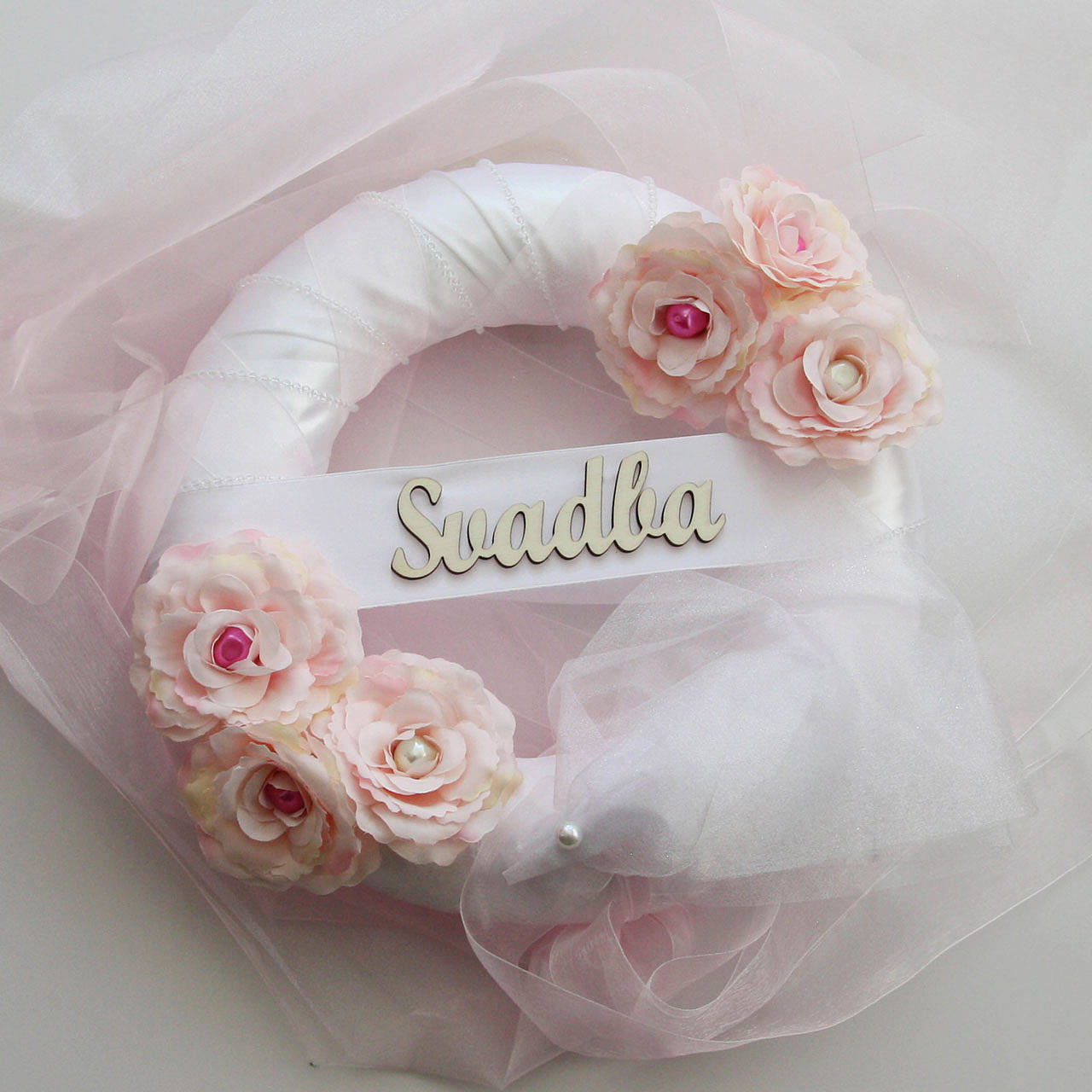 Svadobný veniec s mašlou